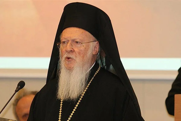 Bartholomeos saldırıları kınadı