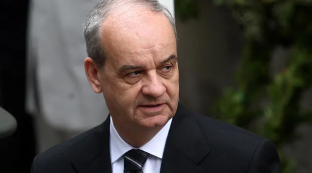 Başbuğ gönlündeki hükumeti açıkladı