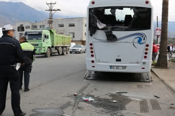 Çevik kuvvet kaza yaptı: 7 yaralı