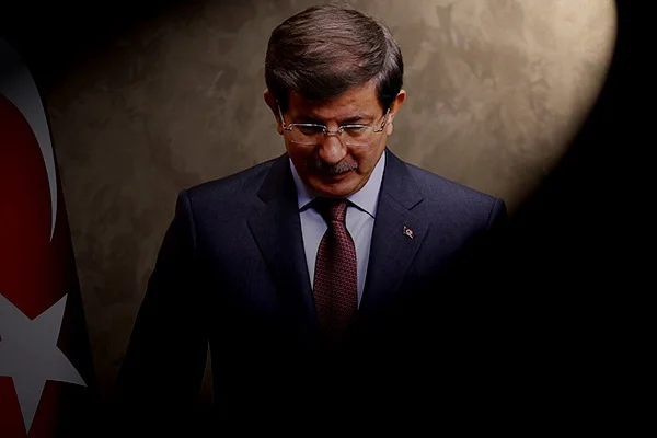 Davutoğlu, koalisyon için tarih verdi
