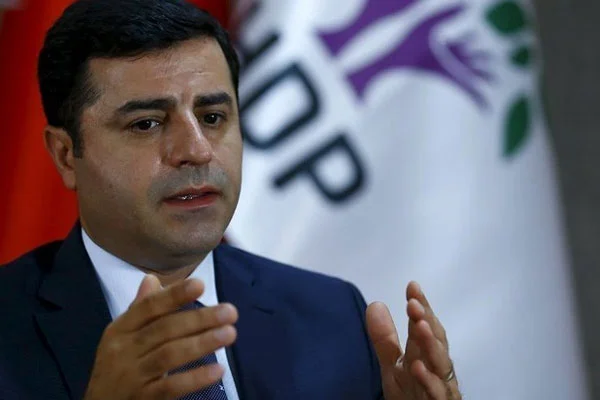 Demirtaş'tan Erdoğan'a 'abi' cevabı