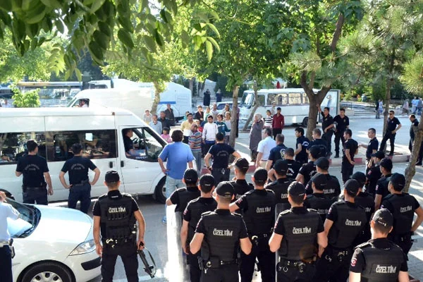 Edirne'de 700 polisli operasyon