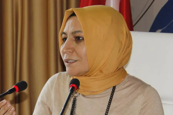 Elif Çakır'dan Star Gazetesi'ne tetikçi suçlaması