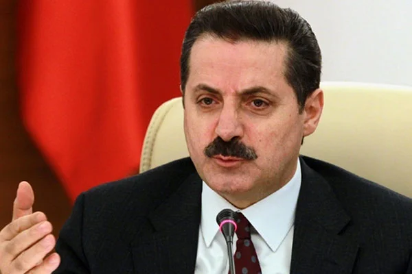 Emekliler maaşlarını bayramdan önce alacak