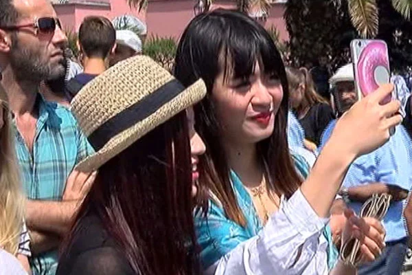 Erdoğan'a yoğun turist ilgisi