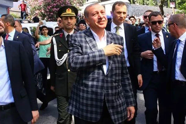 Erdoğan Kur'an hocasını ziyaret etti