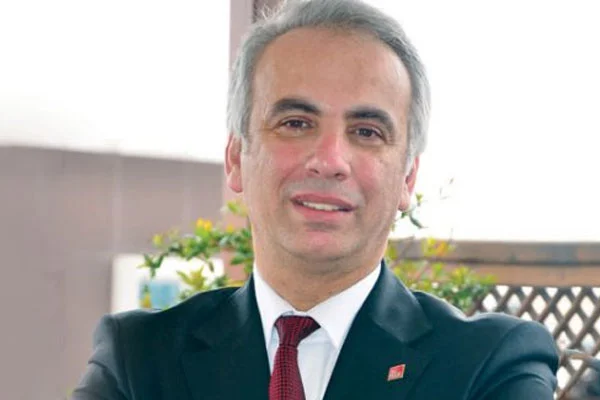 Eski başkan uyuşturucudan tutuklandı