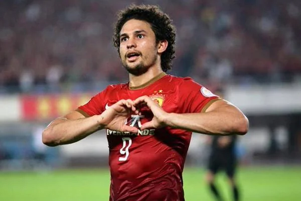 Galatasaray Brezilyalı golcüyle anlaştı