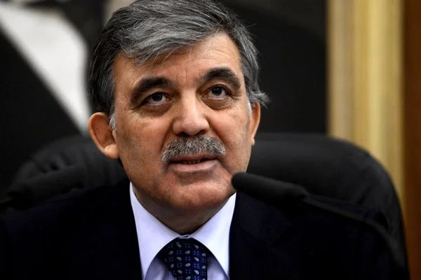 Gül: Politikamızı gözden geçirmeliyiz