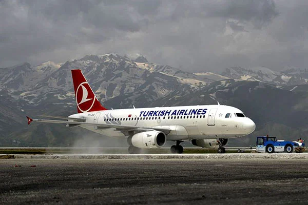 İki havaalanının adı değişti