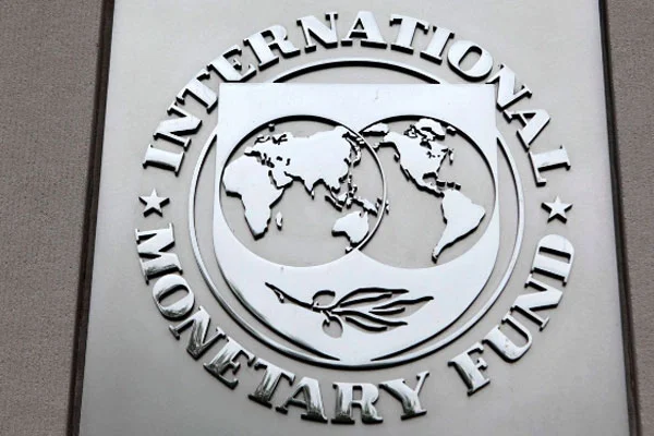 IMF büyüme tahminlerini düşürdü