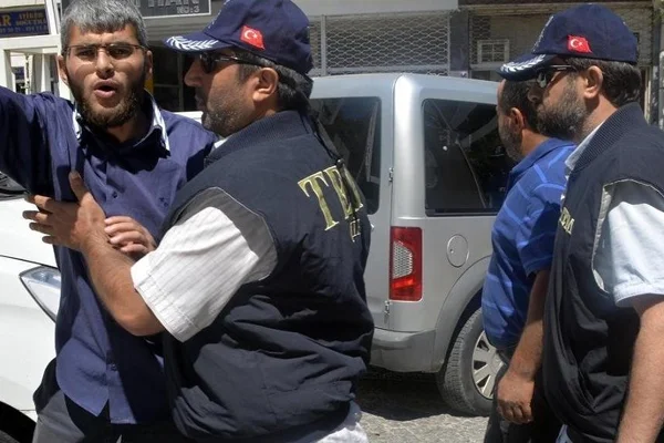 Konya'da IŞİD operasyonu: 9 gözaltı