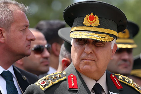 Orgeneral Özel'den bayram mesajı