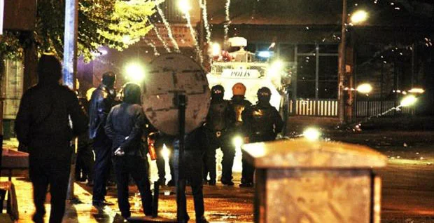 PKK 7 TIR'ı ateşe verdi !