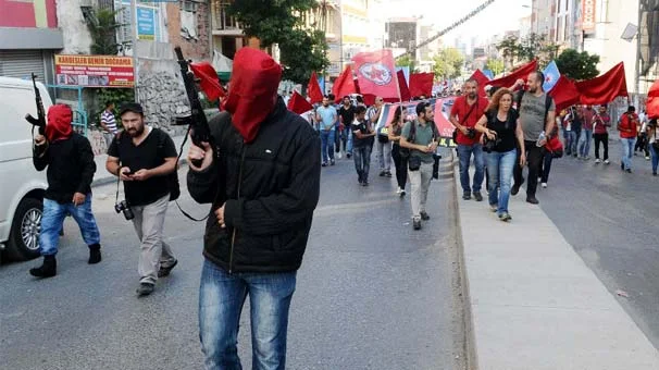 Suruç cenazeleriyle ilgili şok görüntü