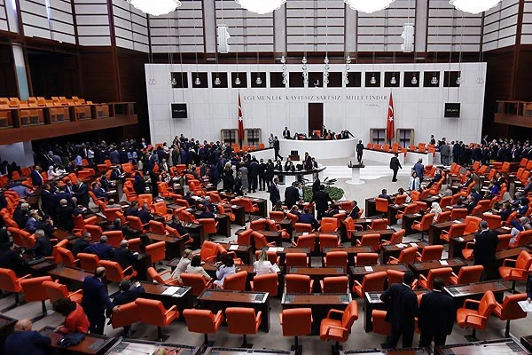 TBMM olağanüstü toplanıyor