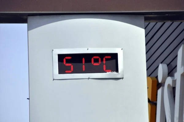 Termometreler 51 dereceyi gördü