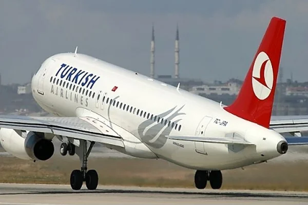 THY uçağına bomba notu