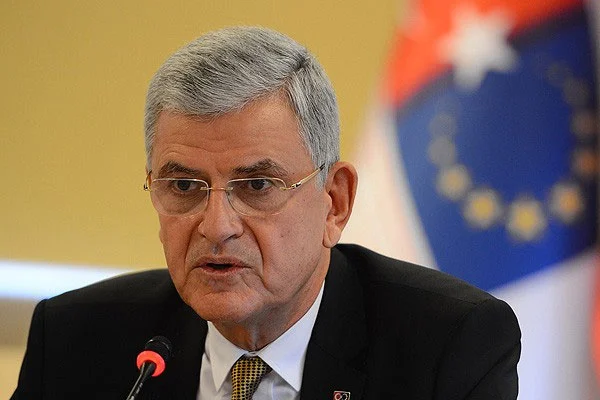 'Türkiye'yi hükumetsiz bırakamamaya çabalıyoruz'