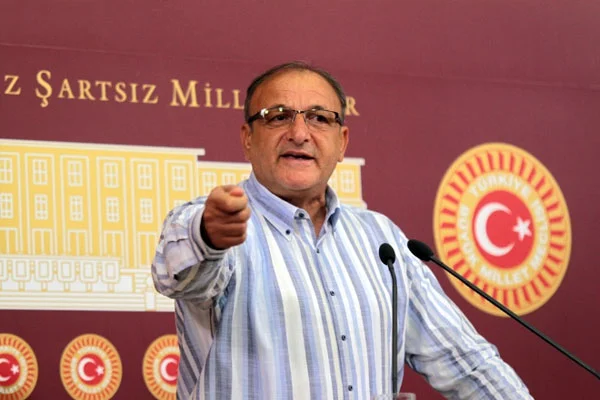 Vural'dan CHP'ye 'koltuk değneği' göndermesi