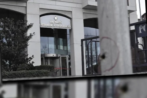 AK Parti İstanbul İl Binası'na silahlı saldırı