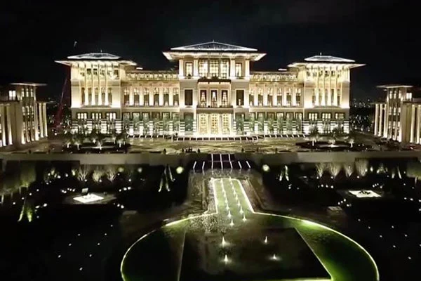 Ak Saray'ya 'Saray TV' mi kuruluyor?