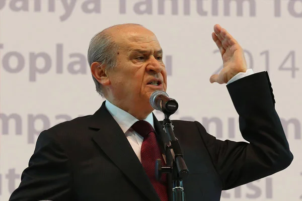 Bahçeli'den Türkeş'e tepki