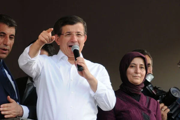 Başbakan'dan liderlere çağrı