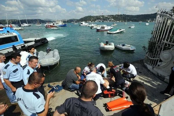 Bebek'te denize girip boğuldu