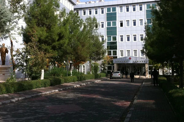 Belediye başkanlarına tutuklama