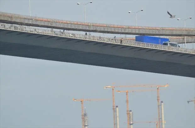 Boğaziçi Köprüsü'nde 5 saatlik intihar