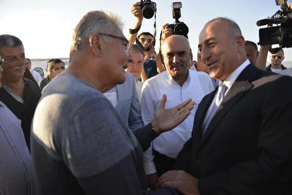 Çavuşoğlu-Baykal arasında ilginç diyalog