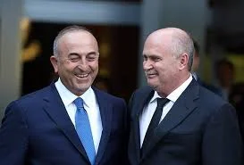 Çavuşoğlu görevi Sinirlioğlu'na devretti
