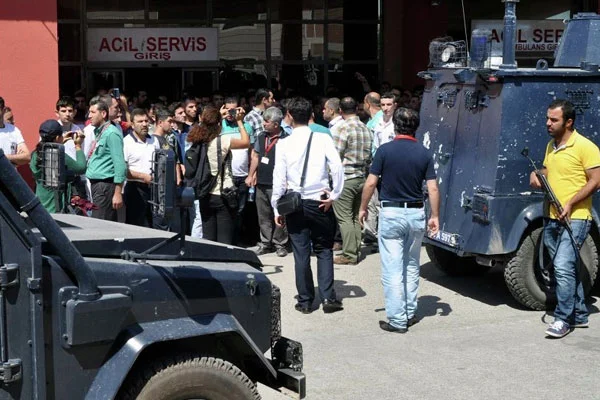 Cizre'deki protestolarda 1 çocuk öldü