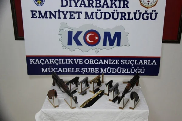 Diyarbakır'da operasyon: 11 gözaltı