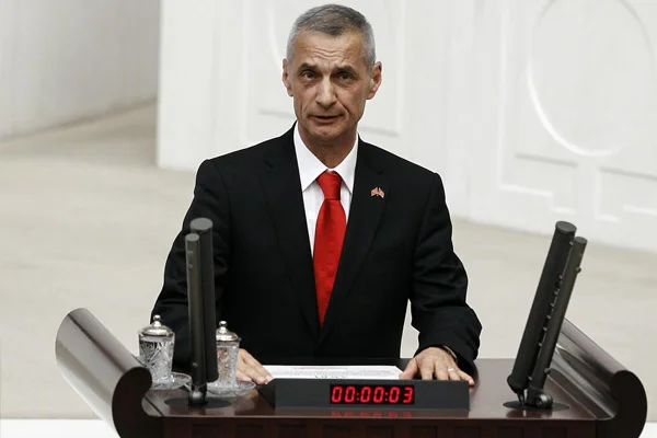 Engin Alan'dan Türkeş'e ağır eleştiri