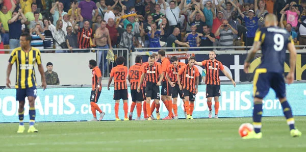 Fenerbahçe, fena dağıldı