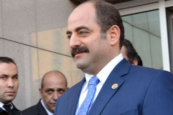 Firari savcılar için kırmızı bülten