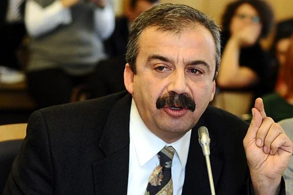 'İki aydır fiili bir AKP-MHP koalisyonu var'