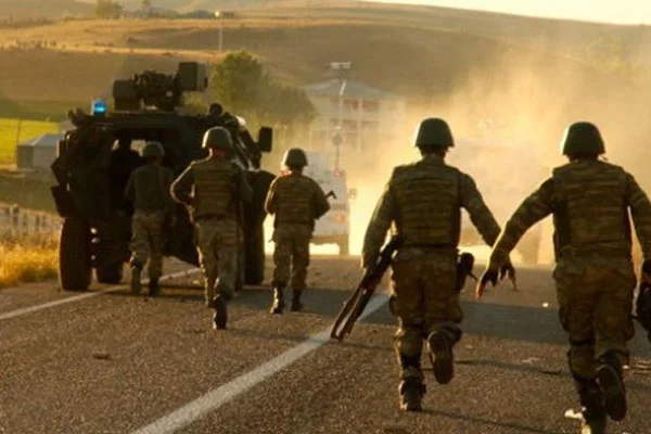 Jandarma Komutanlığı'na roketli saldırı