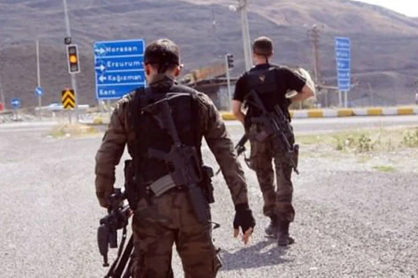 Kars'ta askeri karakola silahlı saldırı
