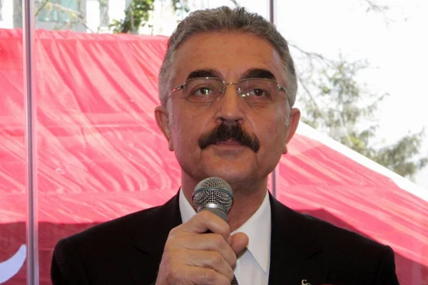MHP'den Deniz Baykal'a cevap