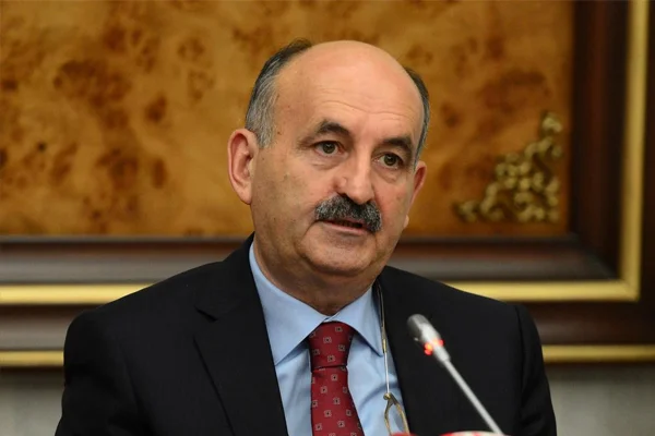 Müezzinoğlu: Başkan olsaydı kaos olmazdı