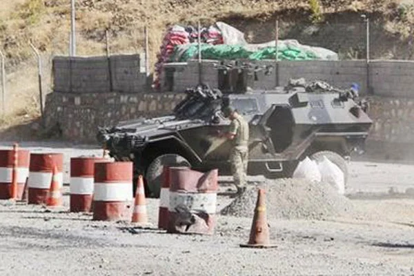 Muradiye jandarma karakoluna saldırı