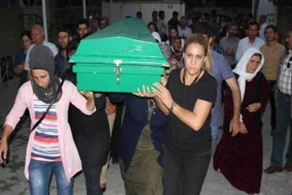 Muş Valiliği, çıplak PKK'lı kadın cesedini doğruladı