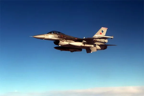 'Savaş uçakları' için soruşturma