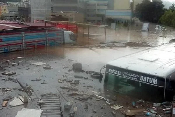 Sel mağdurlarının vergi borçları ertelendi