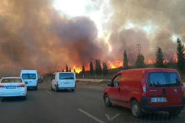 Tuzla'da askeri alanda yangın