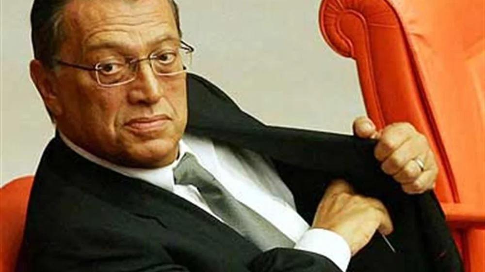 AK Parti'de Mesut Yılmaz iddiası