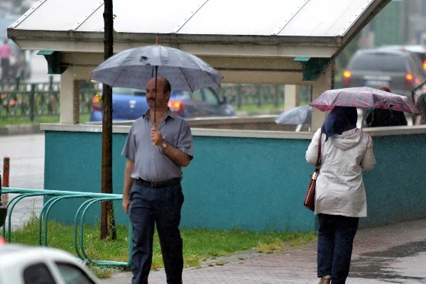 Bursa'da sağanak etkili oldu